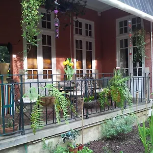 Bed & Breakfast Whatever Art