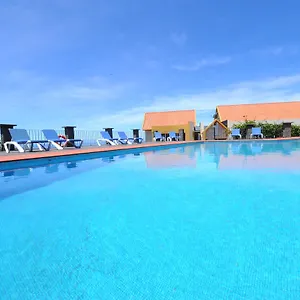 Alojamento de Acomodação e Pequeno-almoço Residencial Farol
